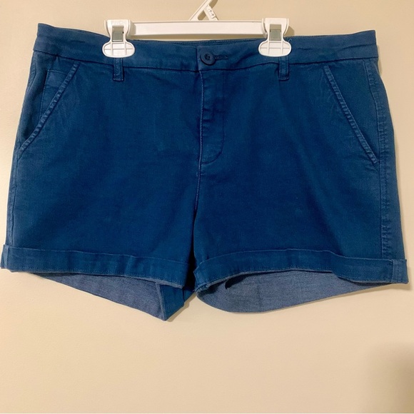 Kut from the Kloth Catherine Trouser Twill shorts size 14 navy blue - Picture 8 of 11